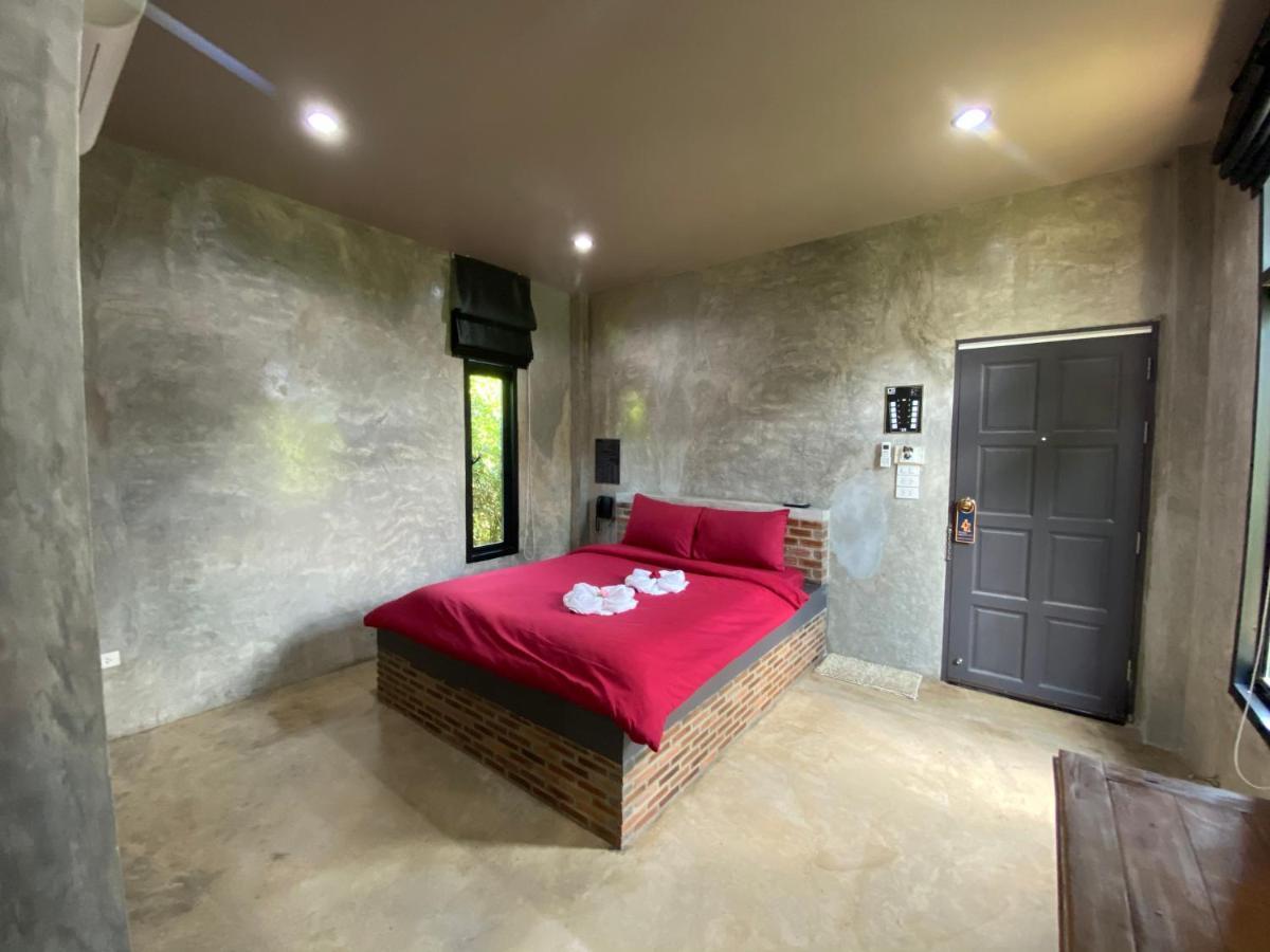 The Loft House Sakaeo Hotel Watthana Nakhon Ngoại thất bức ảnh