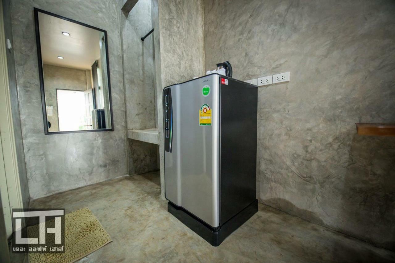 The Loft House Sakaeo Hotel Watthana Nakhon Ngoại thất bức ảnh