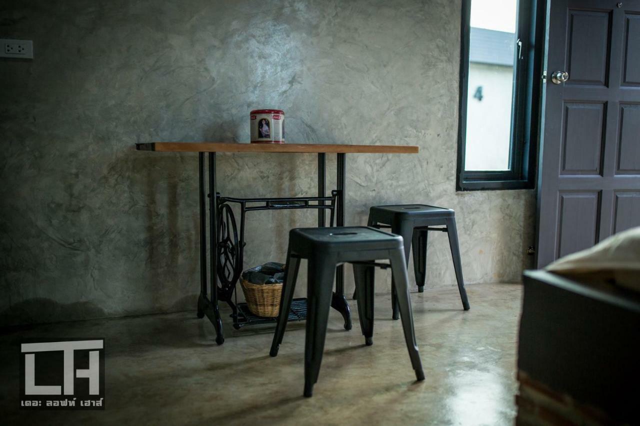 The Loft House Sakaeo Hotel Watthana Nakhon Ngoại thất bức ảnh