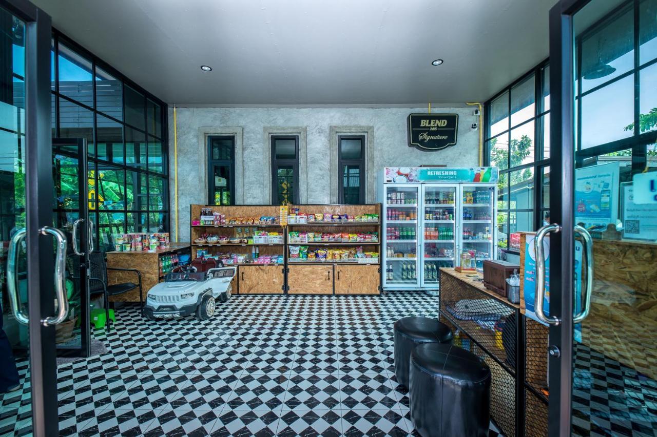 The Loft House Sakaeo Hotel Watthana Nakhon Ngoại thất bức ảnh